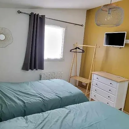 Petite Maison 3km De La Nyaraló *