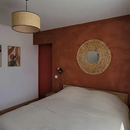 Petite Maison 3km De La Nyaraló Ozeville