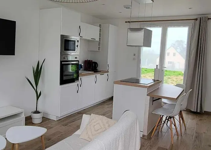 Holiday home Petite Maison 3km De La